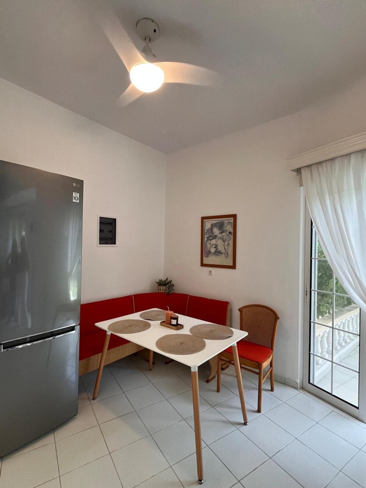 Case de vacanță Andri's Garden House Psinthos